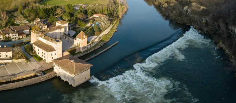 lot-et-garonne quercy, lustrac, aerial view of the moulin fortress of lustrac at the edge of the lot, france