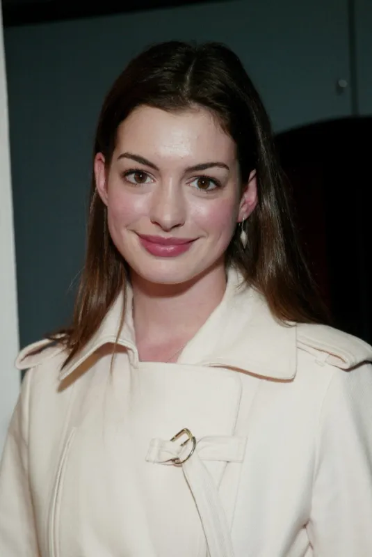 new york - september 3  (hollywood reporter and us tabs out) actress anne hathaway attends the film premiere for party monster at loews 19th street, september 3, 2003 in new york city (photo by evan agostini getty images)