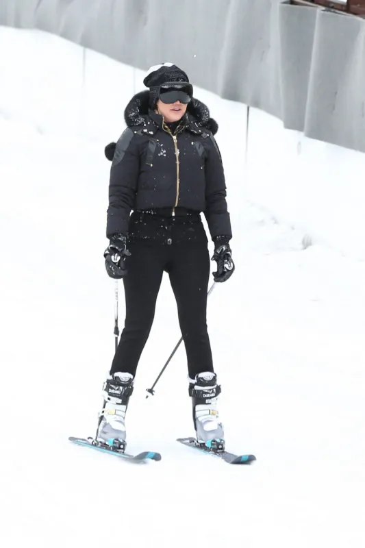 the kardashians hit the slopes - colorado