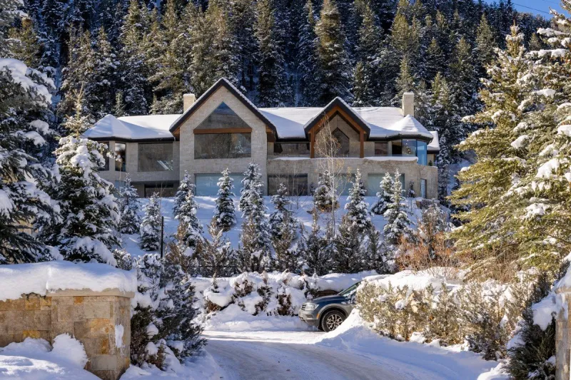 exclusive - the aspen home rented by kris, kylie, and kendall jenner