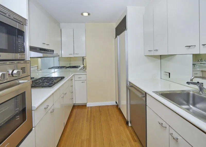 joan collins is selling her long time apartment - nyc