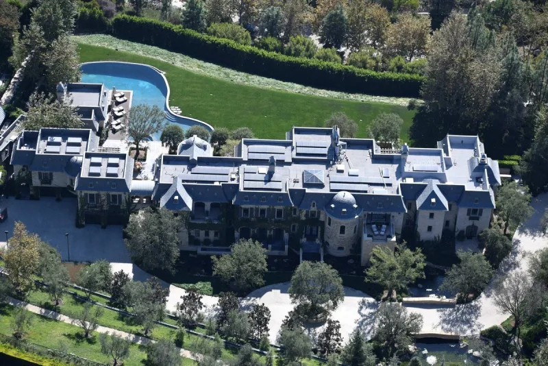 dr dre's solar-panelled eco-friendly m mansion - la