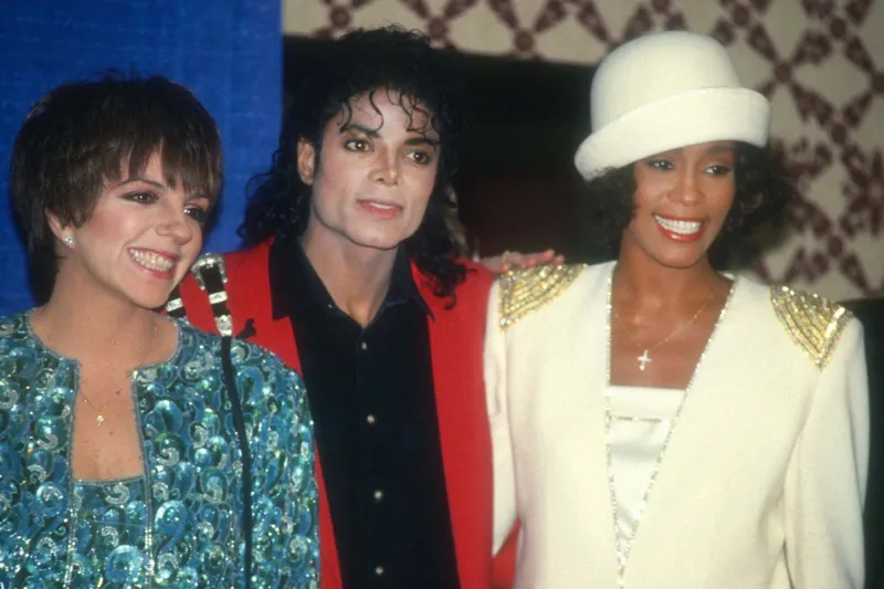 liza minnelli, michael jackson and whitney houston on 1987 photo by john barrett photolink everett collection  abacapresscom <motcle99> file archives file picture press photographer journalist media < motcle99>