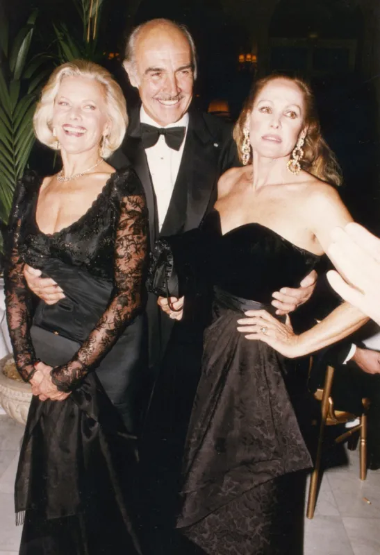 the stars of the james bond films get together, sean connery, honor blackman and ursula andress on october 7, 1990 photo by news licensing abacapresscom