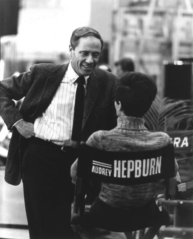 mel ferrer directs audrey hepburn on location for the film 'wait until dark' in august 1967 photo by starstock photoshot abacapresscom , 529812 001 royaume uni united kingdom