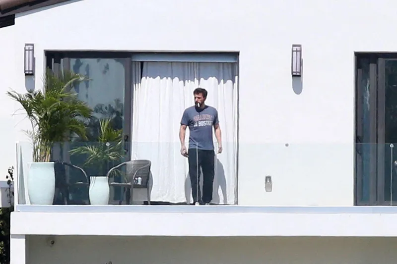 jennifer lopez and ben affleck in her waterfront home - miami