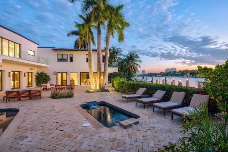 jennifer lopez and ben affleck love nest - miami