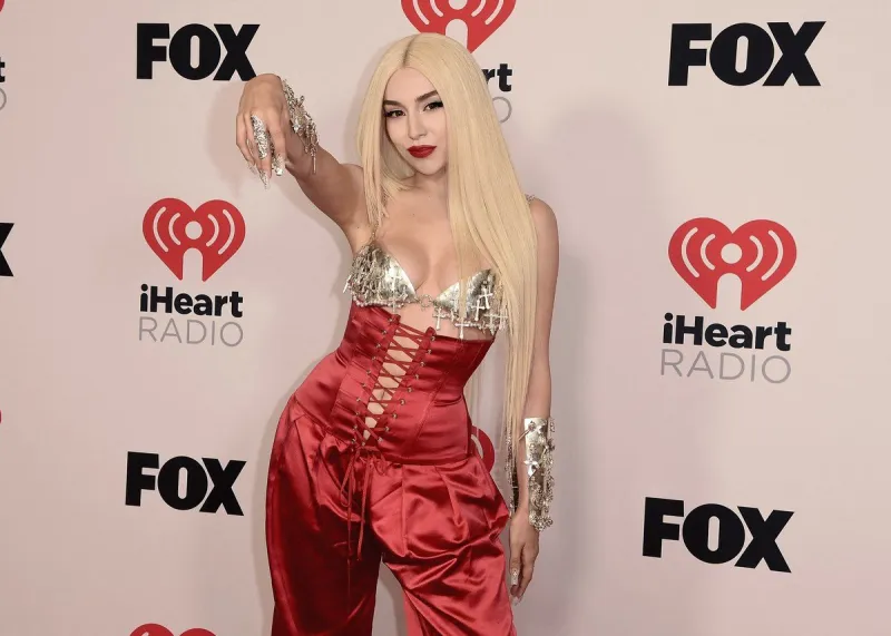 ava max at the 2021 iheartradio music awards airing live from the dolby theatre in los angeles, ca, usa on may 27, 2021 photo by scott kirkland fox picturegroup abacapresscom , 767163 067 los angeles etats-unis united states