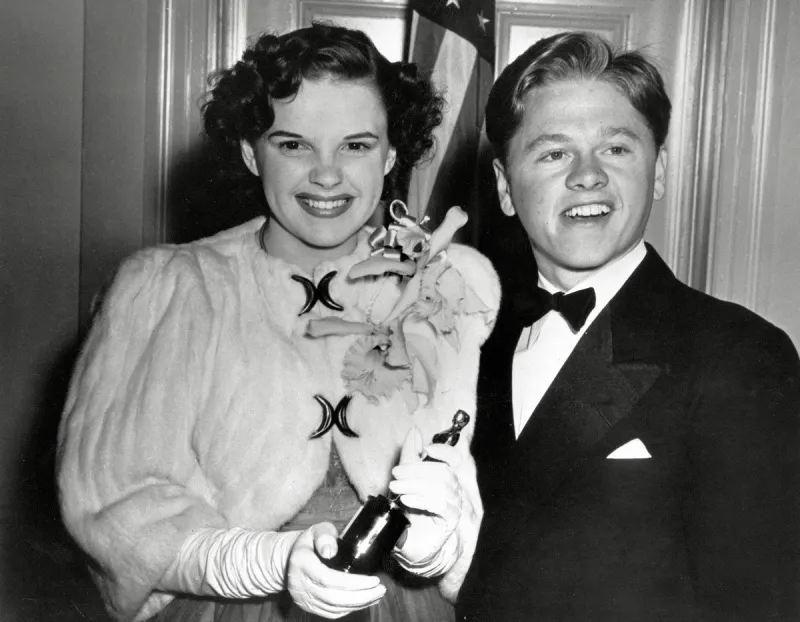 mickey rooney dies at