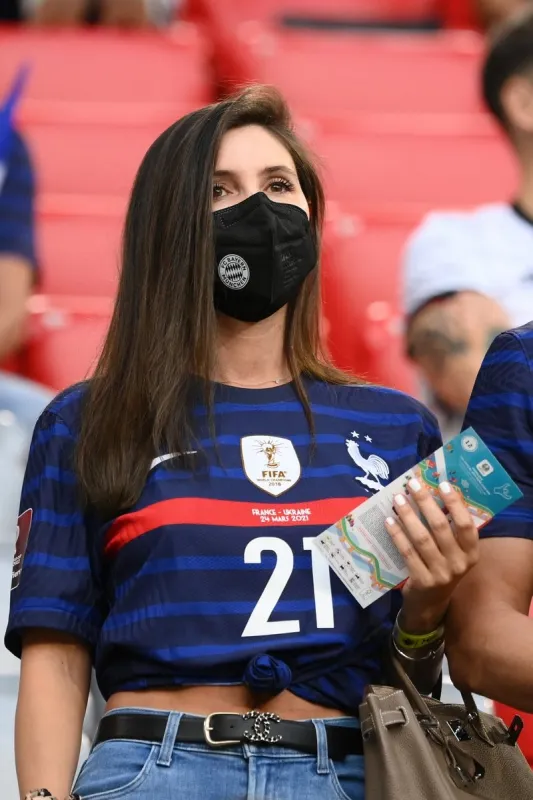 the wife of france's defender lucas hernandez waits for the start of the uefa euro 2020 group f football match between france and germany at the allianz arena in munich on june 15, 2021 (photo by franck fife   pool   afp)