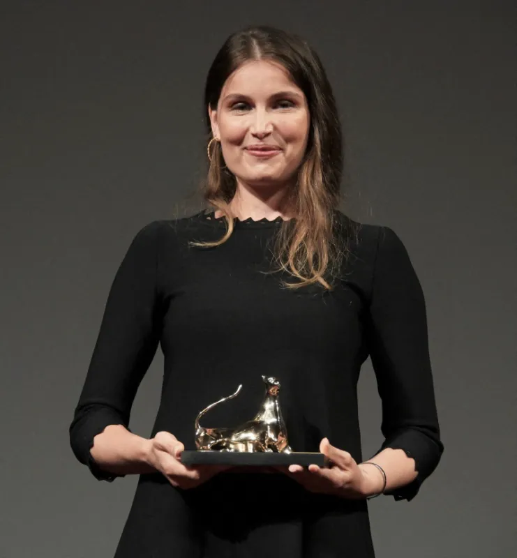 actress laetitia casta is awarded the davide campari opening ceremony excellence award during the 74th locarno film festival on august 04, 2021 in locarno, switzerland photo by nick zonna ipa abacapresscom , 775675 011 locarno suisse switzerland