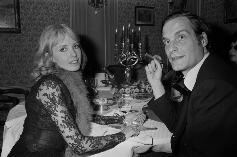 photo taken on november 6, 1973 shows french actress bulle ogier (l) and her husband, iranian-born franco swiss film director barbet schroeder (photo by dominique aubert   afp)