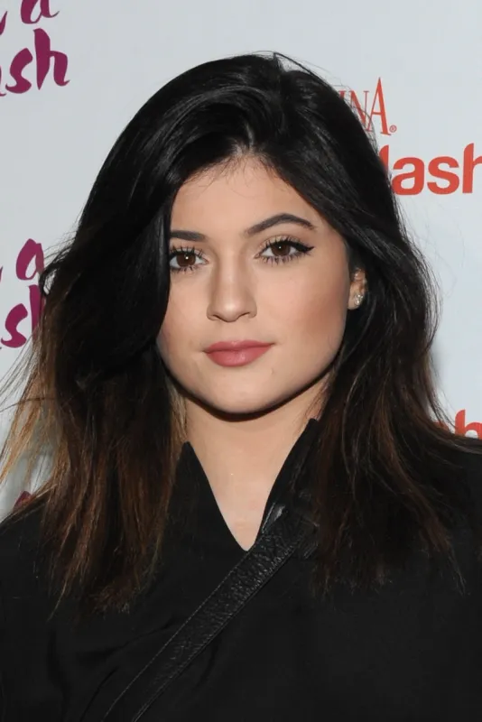 kylie jenner joins austin mahone in concert - nyc