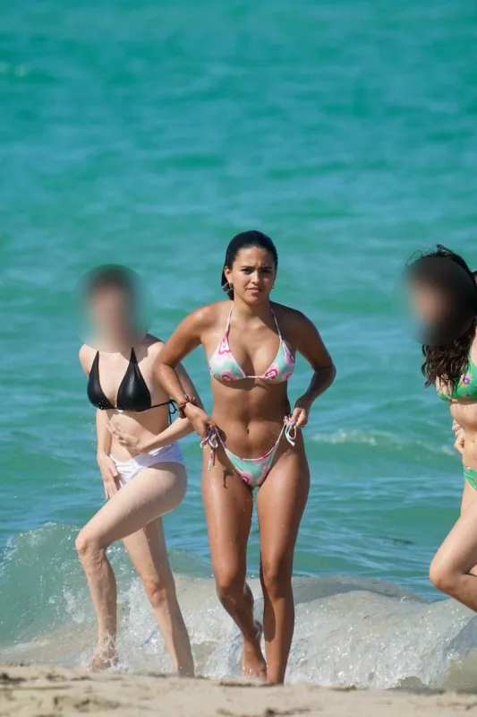 us actress maia reficco beachside - miami