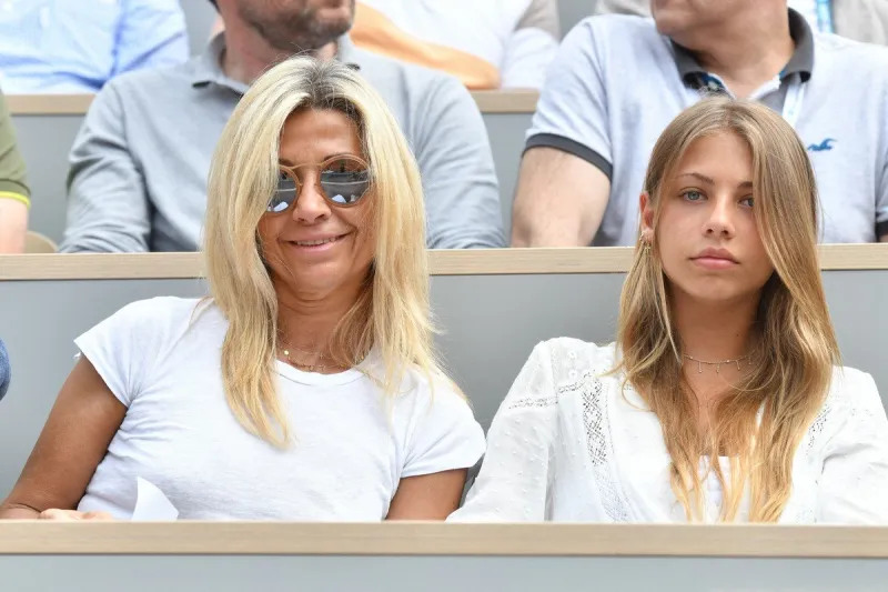 french tennis open - natty and stella belmondo in stands