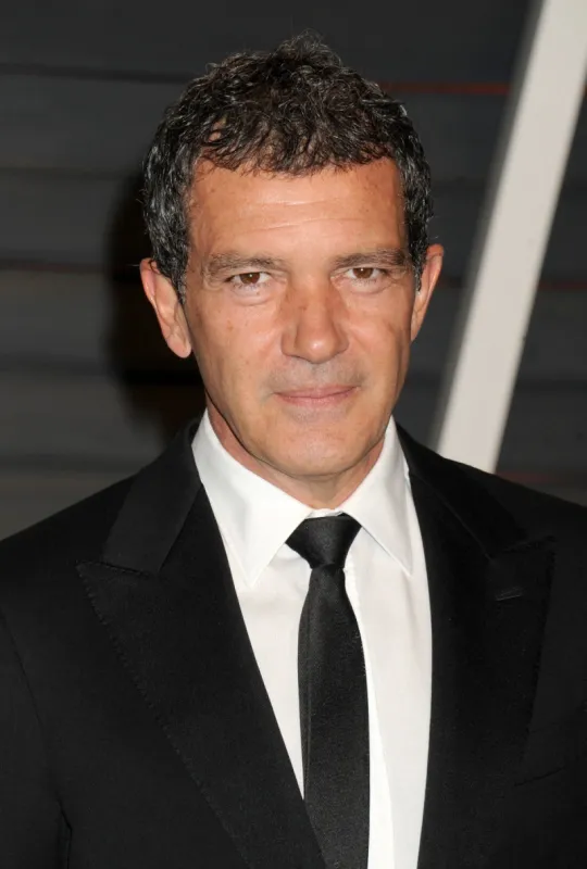 antonio banderas attends the 2015 vanity fair oscar party in beverly hills, california on sunday february 22, 2015 photo by dennis van tine abacapresscom <motcle99> vanity fair soiree party < motcle99> , 489045 052 los angeles etats-unis united states