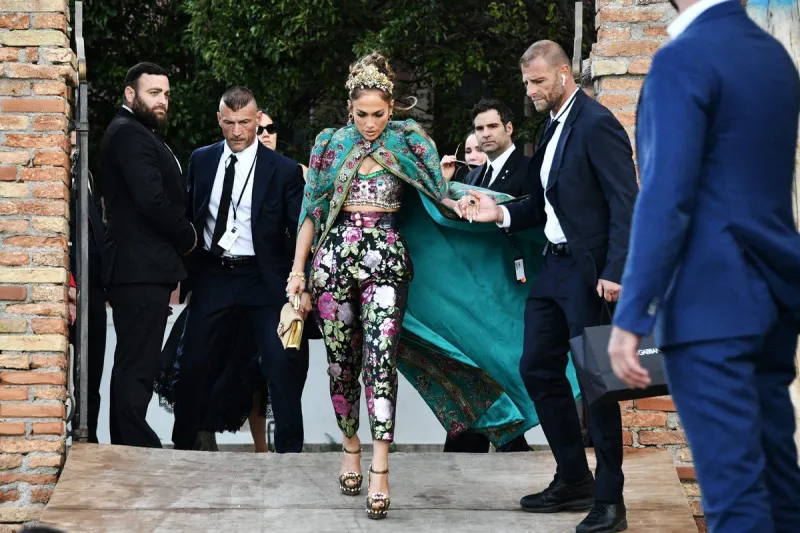 jennifer lopez fashion faux-pas - venice
