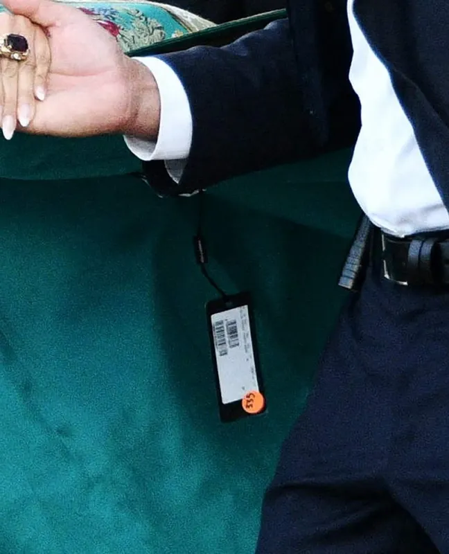 jennifer lopez fashion faux-pas - venice