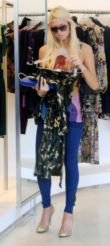 paris hilton shopping day - los angeles
