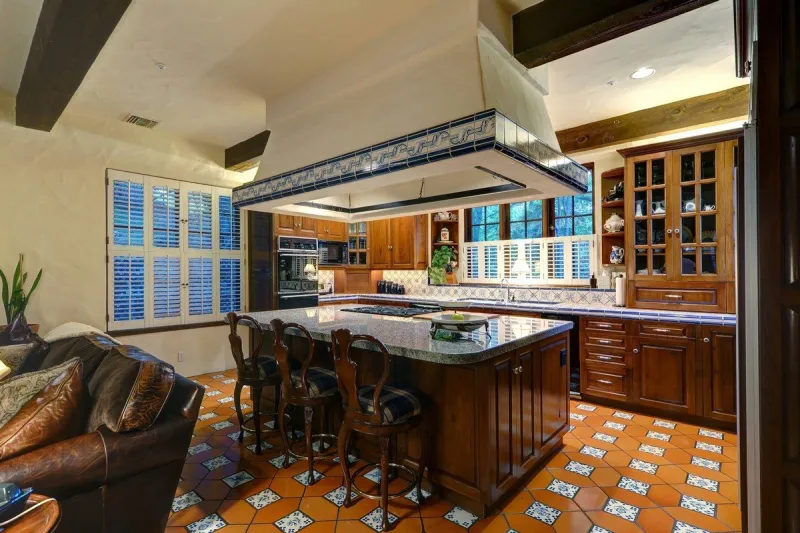 johnny depp buys vanessa paradis new home - la