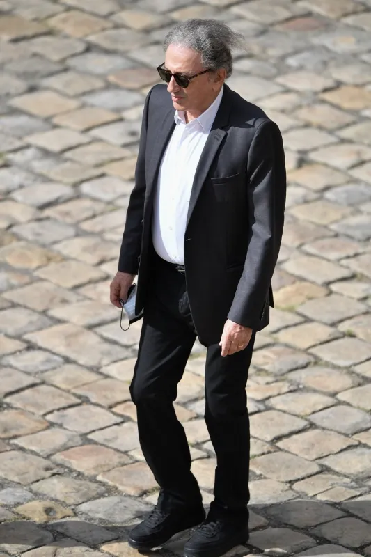 michel drucker during jean-paul belmondo's national tribute held at the hotel des invalides in paris, france on september 9, 2021 french famous actor jean-paul belmondo is dead on monday, september 6th, at 88 photo by david niviere abacapresscom