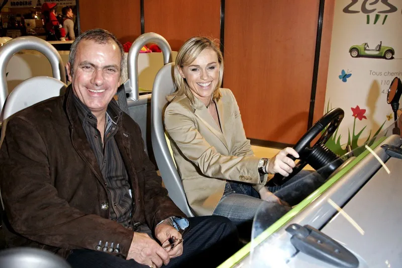 convertible car exhibition ' salon du cabriolet' in paris