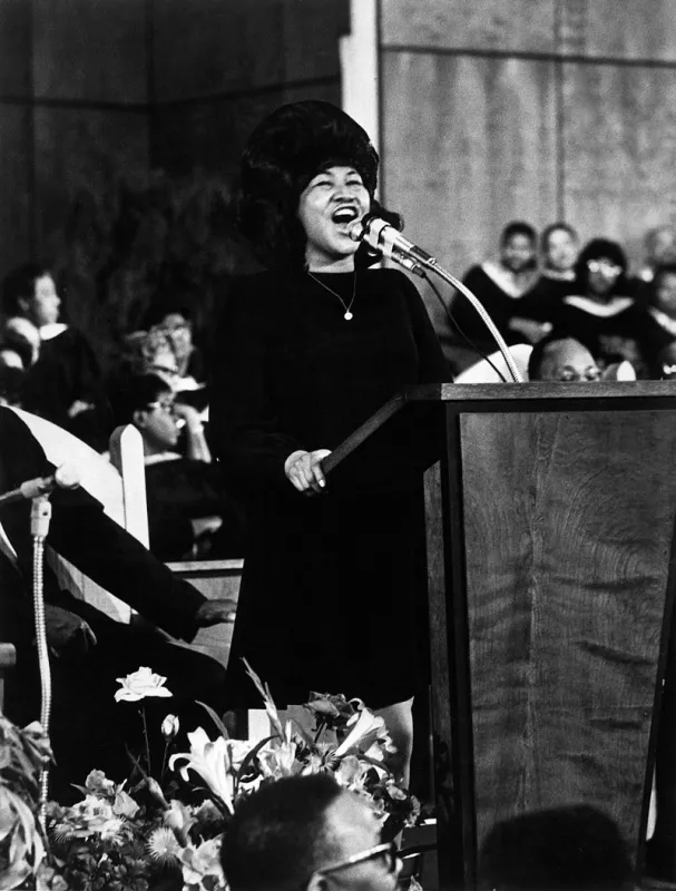 aretha franklin singing at the new bethel baptist church in detroit, mi, 2 18 68 performance is featured in the tv special, the singers photo by everett abacapresscom