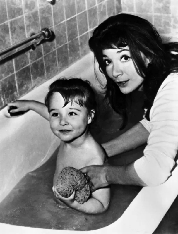 retro juliette greco