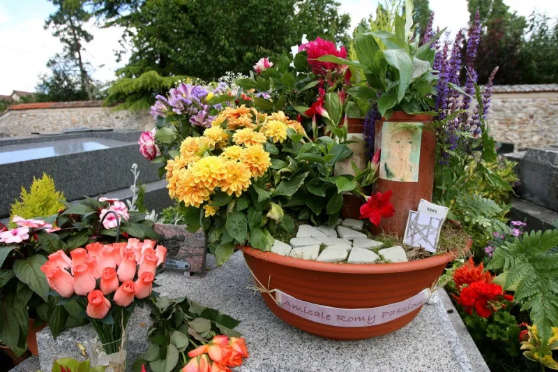 grave of romy schneider and her son david in the village of boissy-sans-avoir