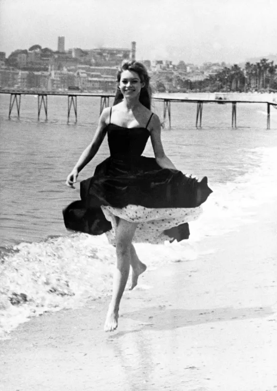 young french actress brigitte bardot paddling in the sea at cannes during the film festival, france on may 2, 1956 photo by pa photos abacapresscom , 642657 005 cannes france