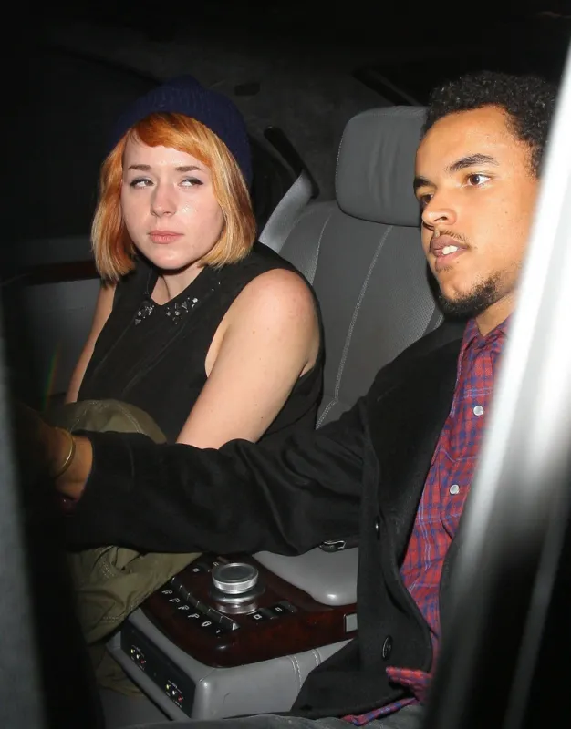 025445 connor and isabella cruise in london