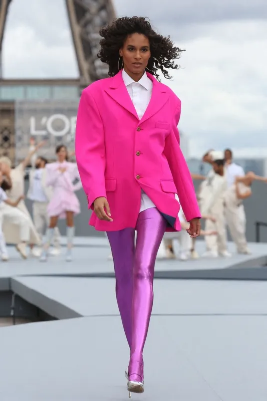 cindy bruna on the catwalk of l'oreal show during paris fashion week spring summer 2021 in paris, france on october 2, 2021 photo by jerome domine abacapresscom , 783014 004 paris france