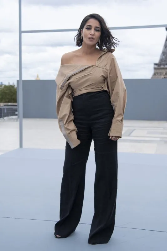 leila bekhti posing on the runway after the l'oreal show as part of paris fashion week womenswear spring summer 2022 in paris, france on october 03, 2021 photo by aurore marechal abacapresscom , 783020 015 paris france