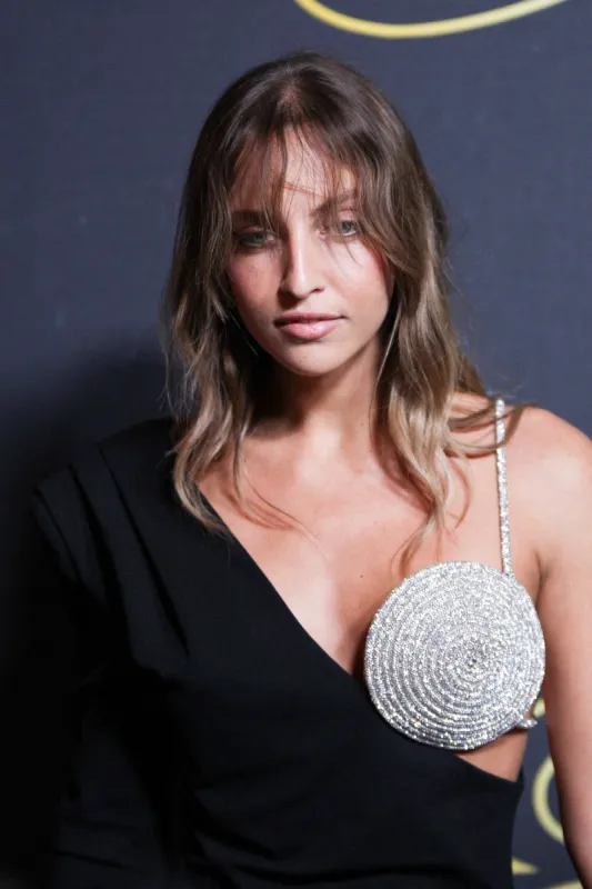 carla ginola attends the etam womenswear spring-summer 2022 show during paris fashion week on october 04, 2021 in paris, france photo by nasser berzane abacapresscom , 783217 198 paris france