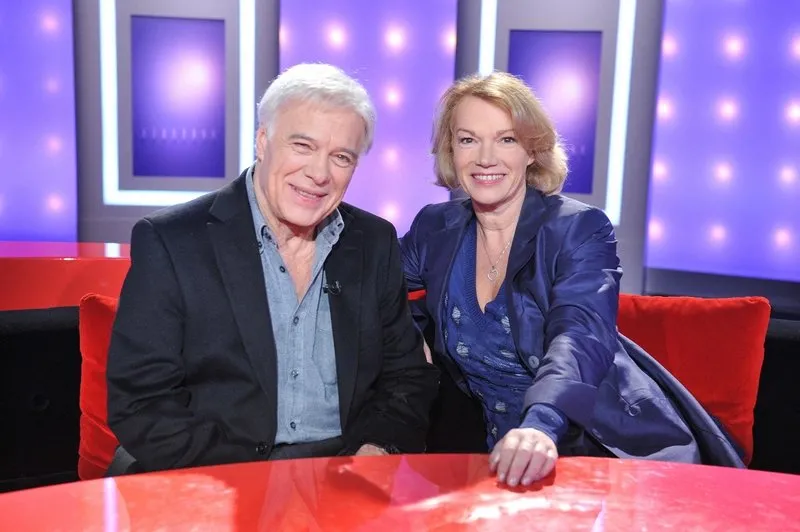 guy bedos, brigitte lahaie lors de l'enregistrement de l'emission vie privee, vie publique a paris, france, le 24 fevrier 2011 photo max colin abacapresscom , 693734 045 paris france