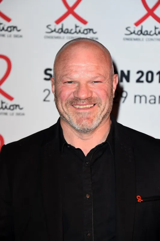 philippe etchebest posing at a photocall for the launch of the 2015 sidaction held at the musee du quai branly in paris, france on march 2, 2015 photo by nicolas briquet abacapresscom <motcle99> soiree party < motcle99> , 489885 020 paris france