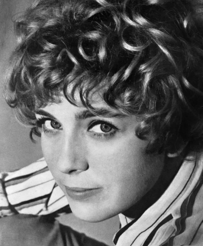 french actress marie dubois (born claudine lucie pauline huzé on january 12, 1937) poses on march 13, 1968 in paris, on the filming of the movie le rouble a deux faces directed by etienne perier afp upi photo (photo by upi   afp)