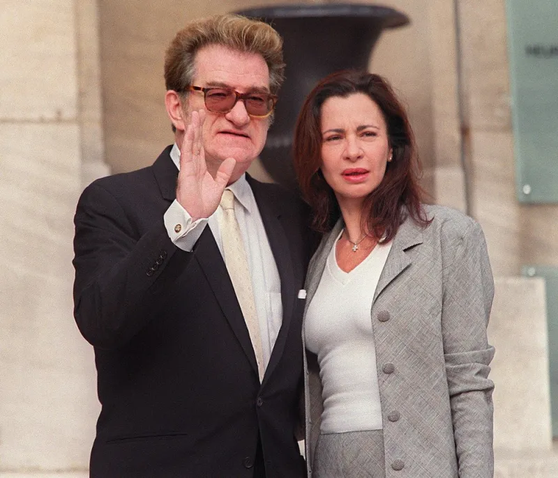 chanson sardou mariage mitchell