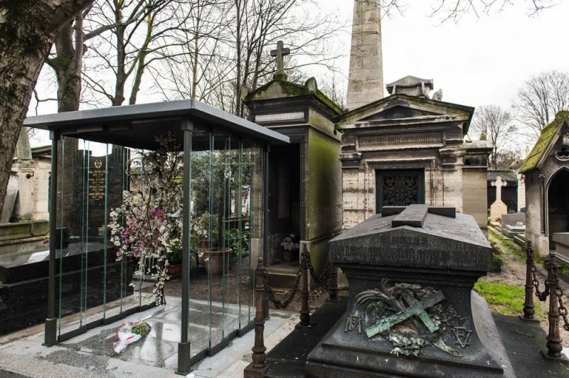 michel berger and france gall family vault at montmartre cemetery - paris