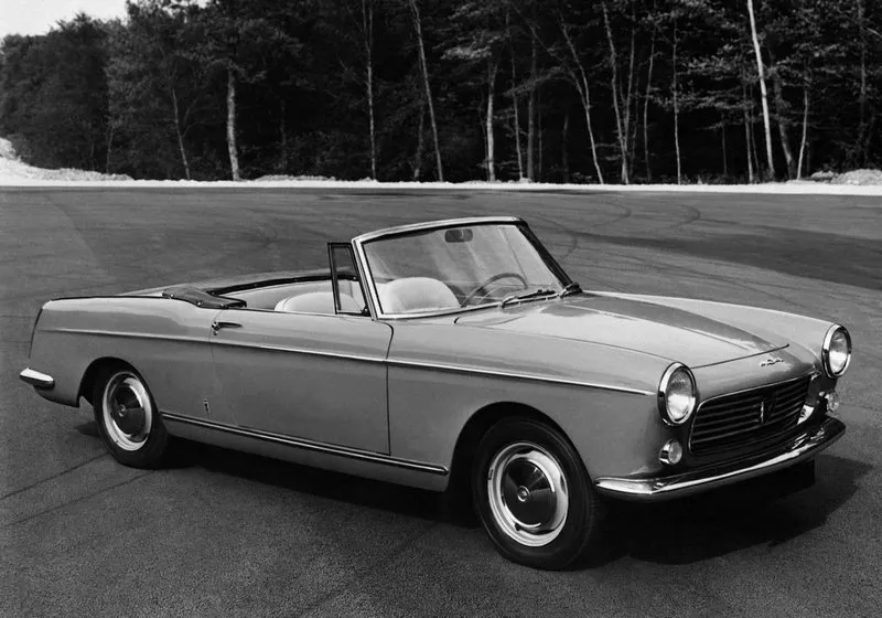 convertible 404 peugeot model is presented, 28 september 1961, in paris (photo by staff   afp)