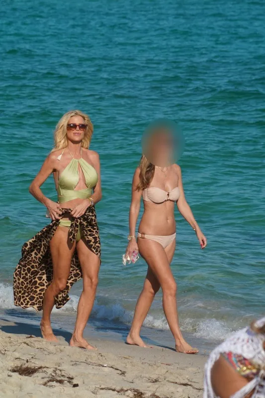 victoria silvstedt beachside - miami