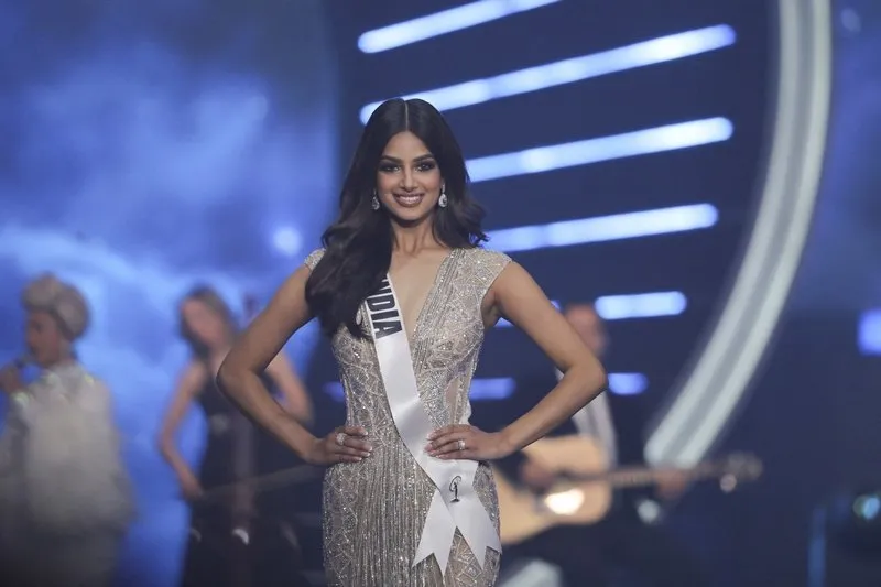 miss india, harnaaz sandhu, competes during the 70th miss universe beauty pageant in israel's southern red sea coastal city of eilat eilat, israel, december 12, 2021 photo by ilia yefimovich dpa abacapresscom