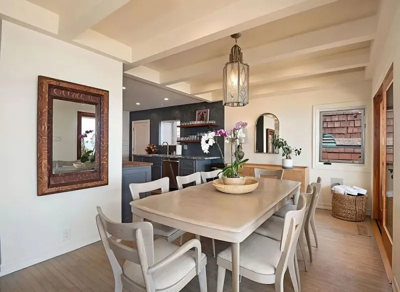 leonardo dicaprio sold his oceanfront home for 103 million - malibu