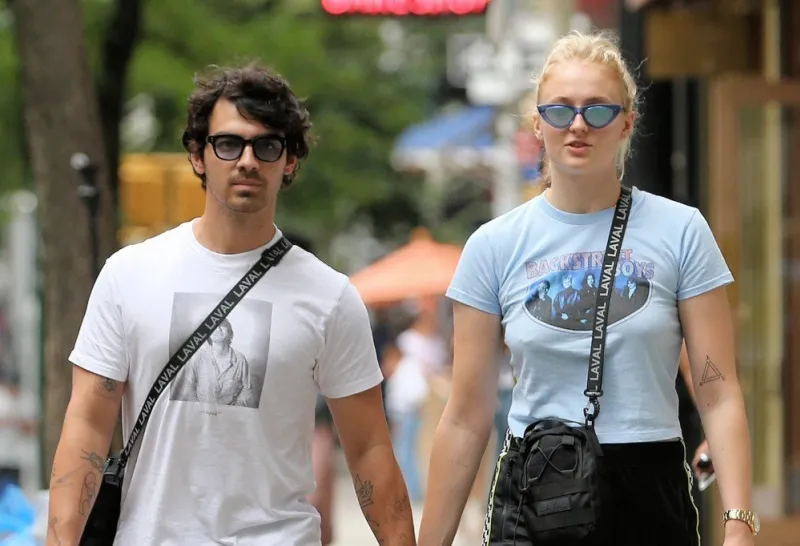 joe jonas and sophie turner on their way to lunch - nyc