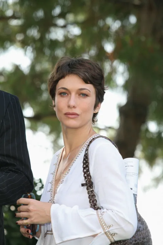 monte carlo tv festival - france's claire keim and natacha lindiger at photocall