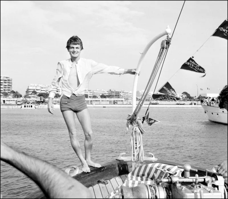 (archives) le chanteur claude francois en vacances sur la cote d'azur (photo by afp archives   afp)