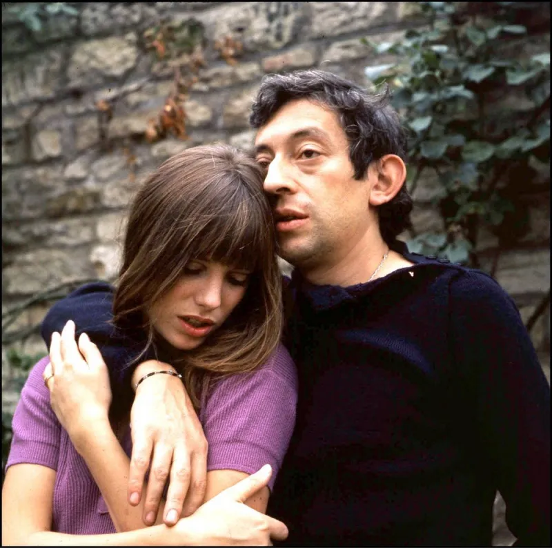 © lfi abaca 53729-2 undated picture of serge gainsbourg & jane birkin - french film director and british actress