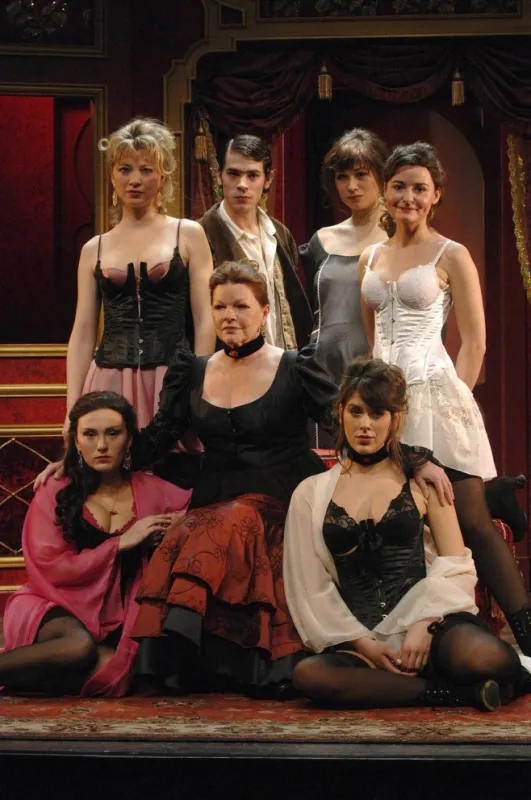 run through of 'les demoiselles d'avignon' - paris