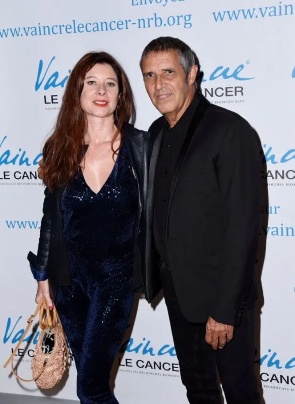 julien clerc et helene gremillon lors de la soiree de gala vaincre le cancer a paris, france, 11 septembre 2018 photo alain apaydin abacapresscom , 651037 009 paris france