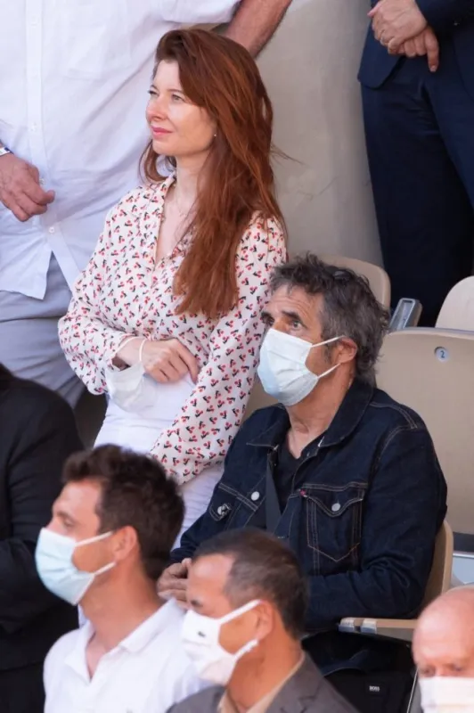 julien clerc and hélène gremillon attend the 2021 french open at roland garros on june 11, 2021 in paris, france photo by laurent zabulon abacapresscom , 768616 004 paris france